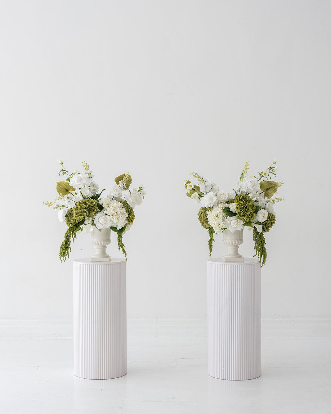 Cream & Green Urn Set (2 pieces)